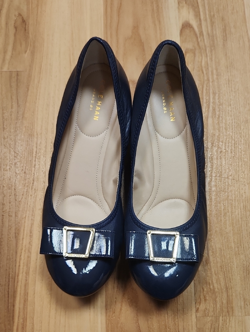 Cole Haan Navy Patent Leather Ballet Flats with Gold Buckle NEW OOTB Sz. 8